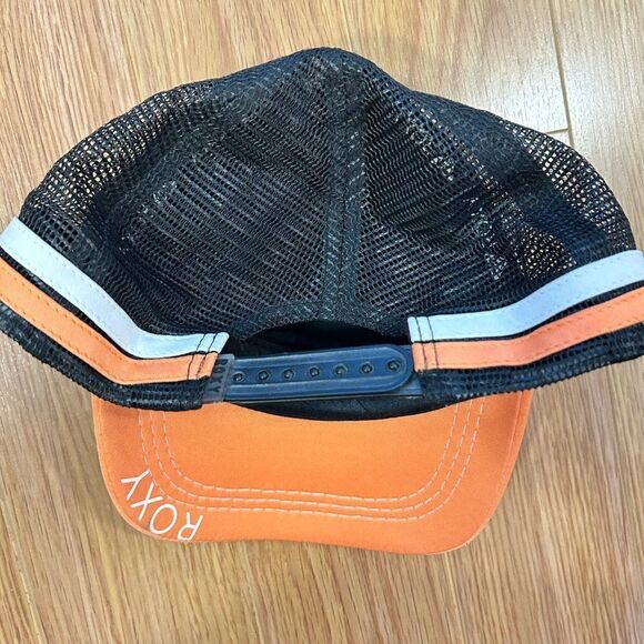 ROXY "Waves for Days" Beach Trucker Hat Cap - Picture 2 of 7